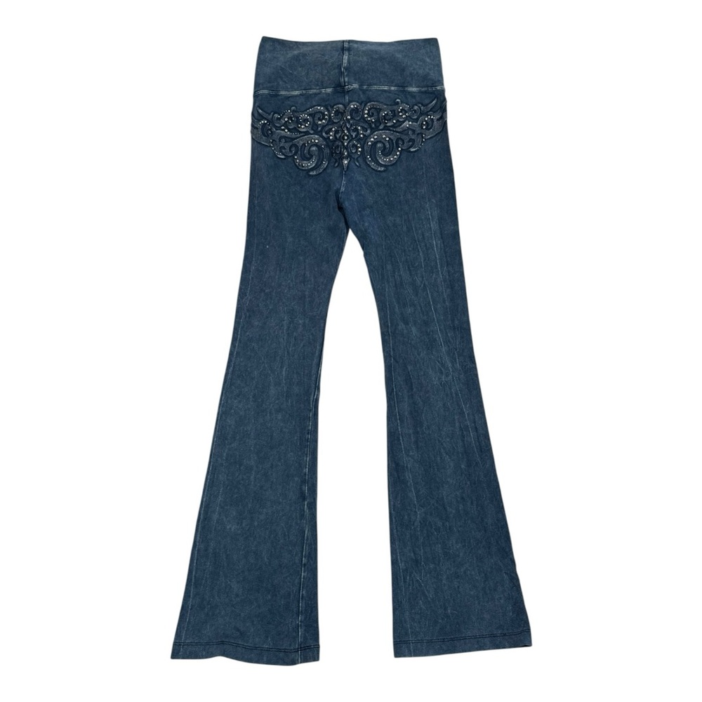 T Party Flared Yoga Leggings - Size Large